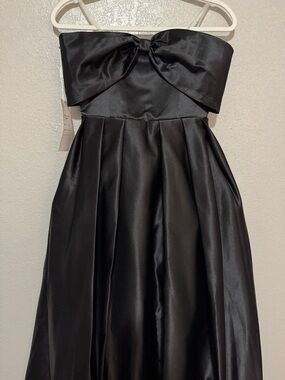 Girls' Black Satin Strapless Bow-Front Formal Dress
